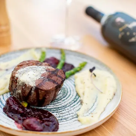 Pensiune Barrique Chambers *