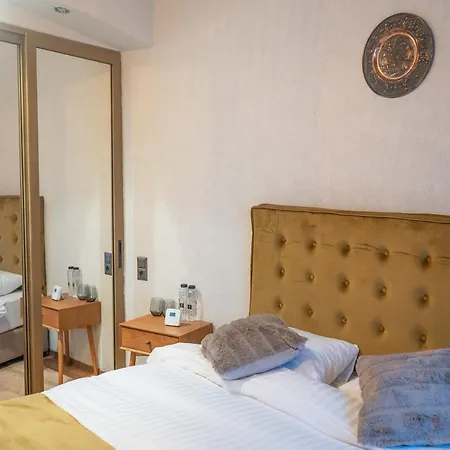 Barrique Chambers Brassó